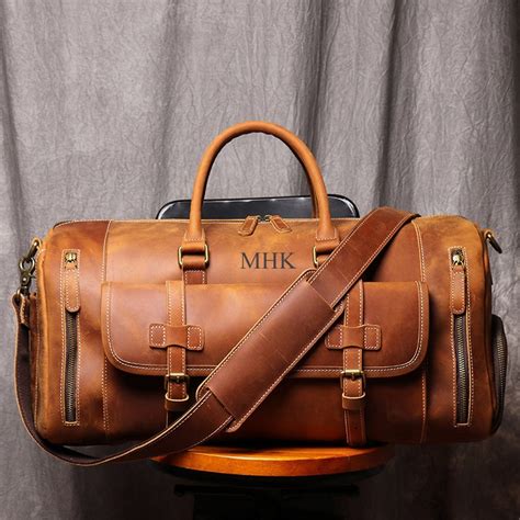 personalized travel bags for men.